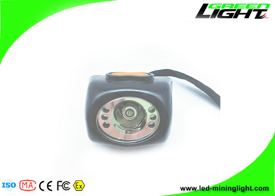 IP68 ضد آب 8000lux دیجیتال اسکرین ماینر چراغ پیشانی قابل شارژ 221lum 15 ساعت کار طولانی مدت