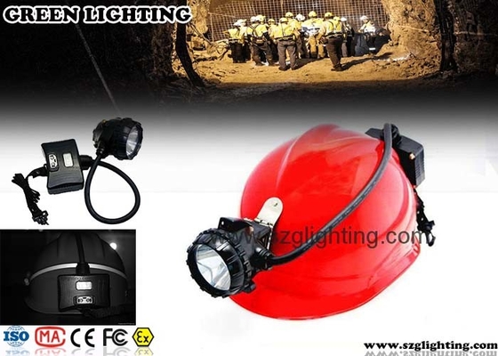 چراغ های درپوش نیمه سیم دار 208 Lum LED با مواد هشدار دهنده عقب ABS