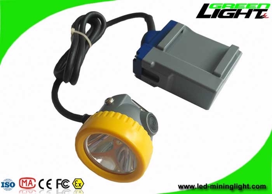 چراغ جلو LED قابل شارژ ذغال سنگ 15000lux چراغ درپوش با سیم پرتو باتری 6.6Ah