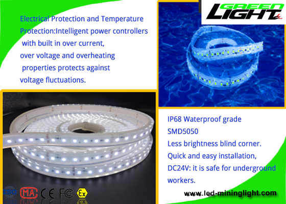 چراغ های نوار چراغ چسب قابل انعطاف 24 ولت ، چراغ های نوار چراغ LED باتری 50/60 HZ