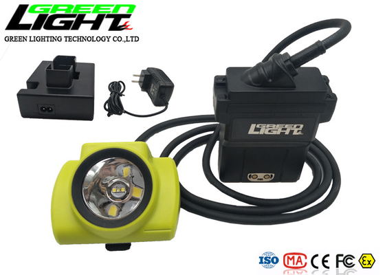 مغناطیسی شارژ 530LUM 18000lux IP68 چراغ درپوش معدن