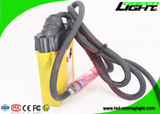 240lum 10.4Ah چراغ درپوش بدون سیم LED شارژ القایی 15000lux