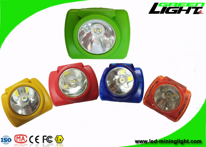 چراغ معدن بی سیم IP68 13000lux OLED قابل حمل پشتیبانی از بدن شارژ USB